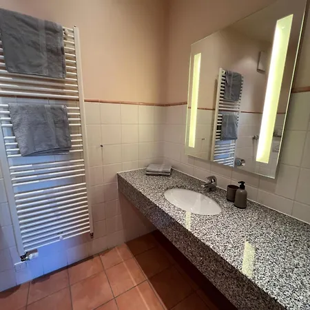 Koesters Hotel *